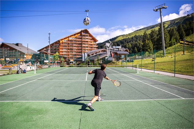 Terrain de tennis de Méribel - Mottaret - ©Sylvain Aymoz