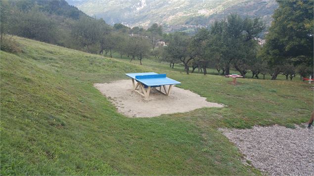 table de ping pong aire de jeux de macot - vallée de la Plagne - OTGP