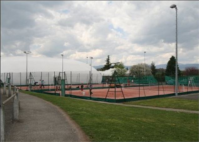 Court de tennis - Tennis Club de Douvaine