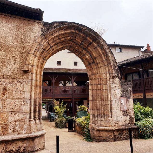 Porche Saint-Etienne - C Founchot