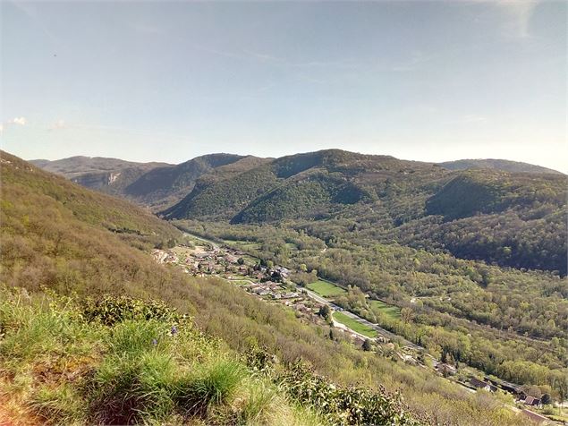 vue sur la vallée de l'Albarine depuis St Germain - K.Tranchina