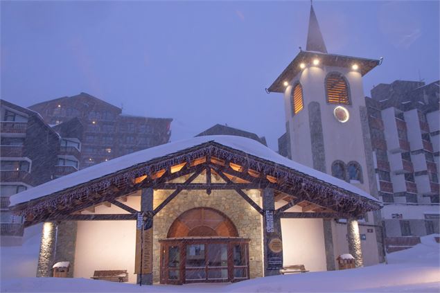 Eglise de Val Thorens sous la neige - S.Berthon