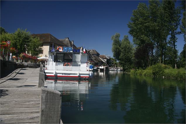 Le canal de Savières à Chanaz