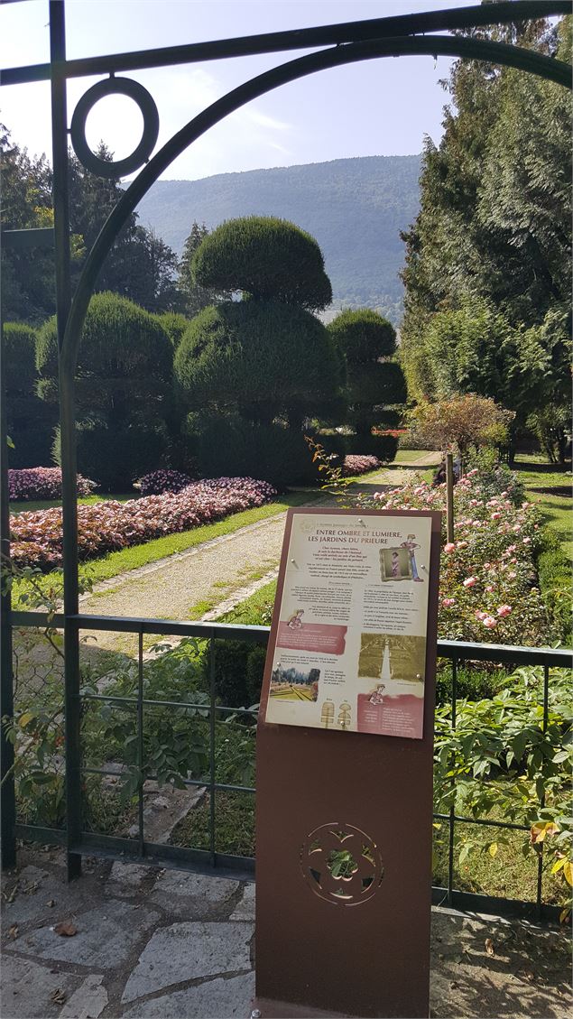 Jardin du Prieuré - E-Com-Photos.eu C. Baudot