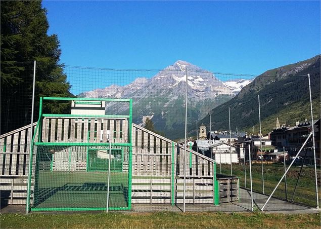 Terrain multisports de Val Cenis Lanslebourg - OT HMV
