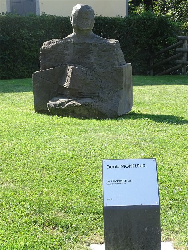 Sculpture de D. Monfleur - M. Mautué