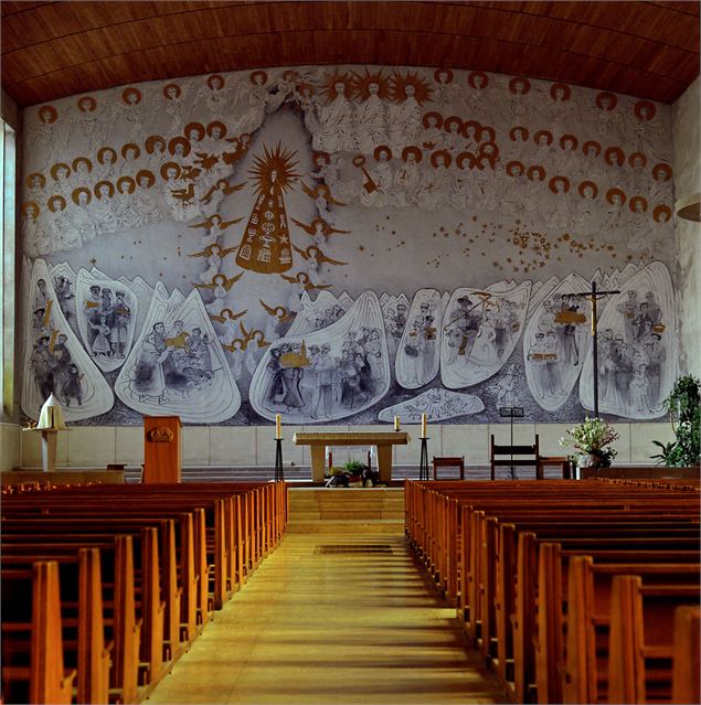 Vue intérieure sur la fresque de l'église de Modane - Pierre Witt