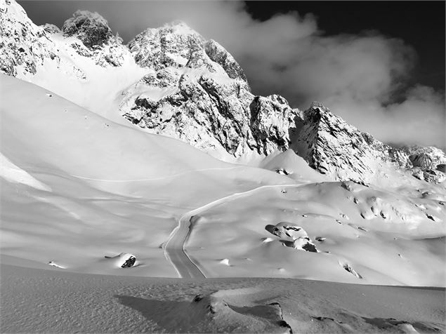 Panorama noir et blanc côté Flégère - OT Vallée de Chamonix-Mont-Blanc