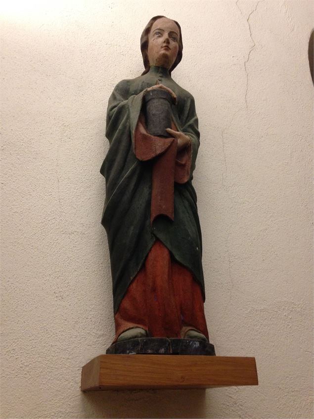 Courchevel : chapelle Sainte-Madeleine, statue en bois sculpté - Courchevel Tourisme