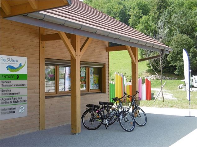 Itinéraire vélo - Du lac de La Balme au lac d'Annecy (par Albigny) - ©Alter'Alpa Tourisme