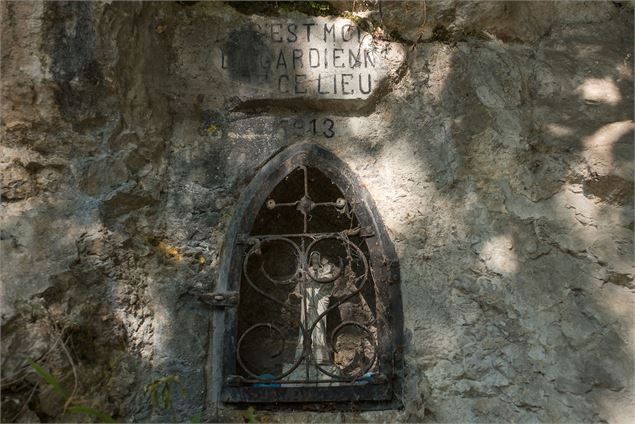 L'oratoire de la Grotte Notre Dame de Lourdes - Yvan Tisseyre / OT Vallée d'Aulps