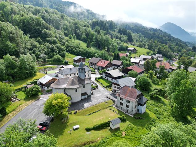 Village en drône - Haut-Giffre Tourisme