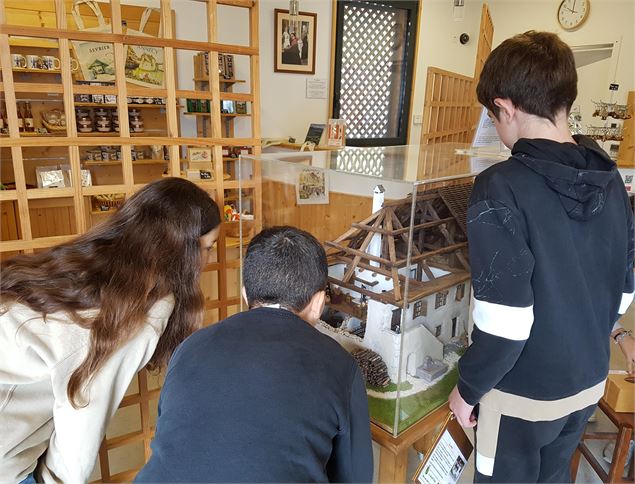 Jeu-énigme Lucas et les couloirs du temps - Ecomusée du Lac d'Annecy