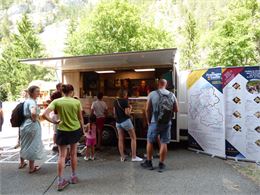 Dégustation food truck de la Route des Fromages de Savoie - Pôle culturel d'Abondance