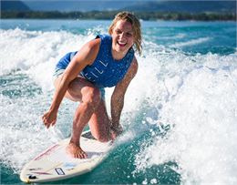 femme en wakesurf - Peignée Verticale OTSLA