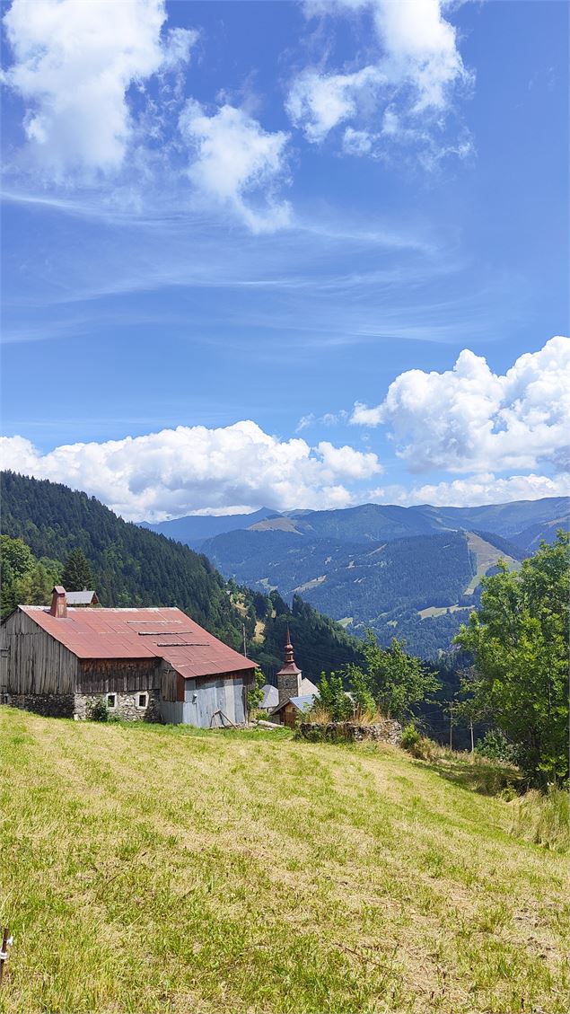 Vue extérieure de l'église - OT Flumet/St Nicolas