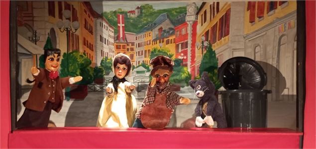 Guignol et le chat de la mère Michel - Le Théâtre de la Louve