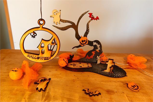 Atelier créatif sur bois spécial Halloween et initiation à la découpeuse laser - Médiathèque, DR