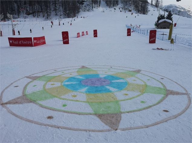 Snow painting - Val d'Isère tourisme