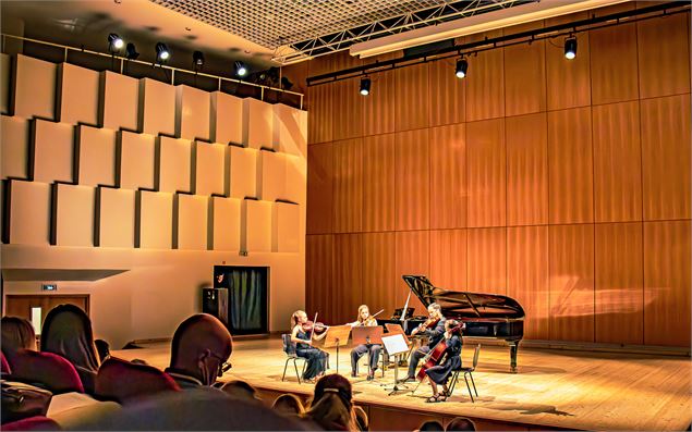 Concert de musique classique à l'auditorium - OT Flaine-Candice Genard