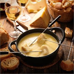 Dégustation de fondue à Plan-Peisey