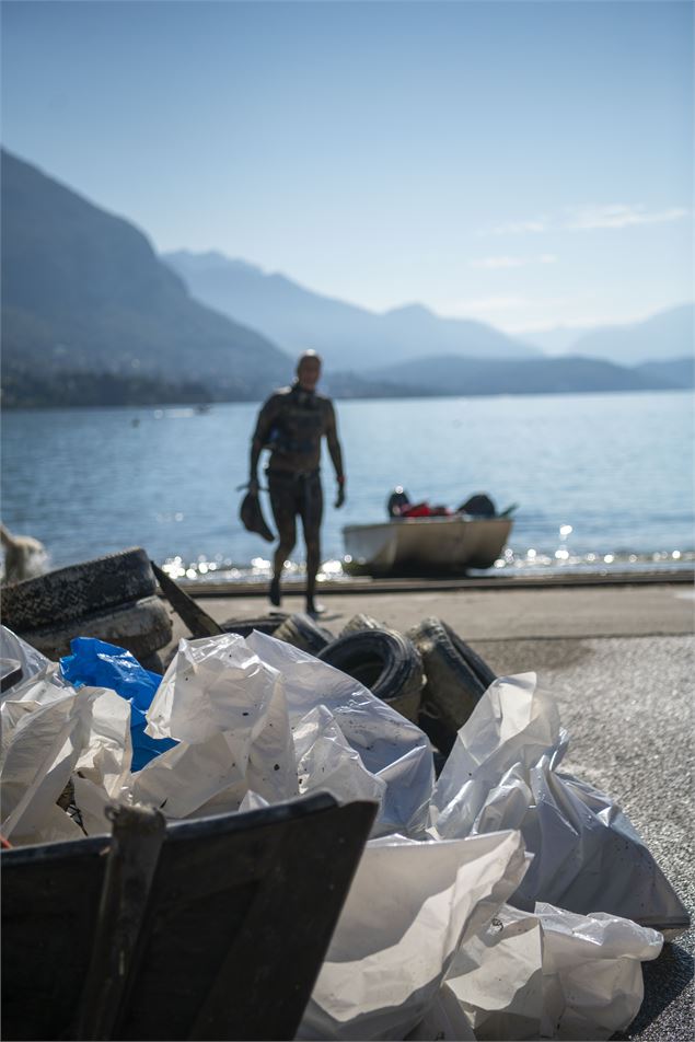 Nettoyage des cours d'eau - Rendez-vous de la transition_Annecy - Ville d'Annecy