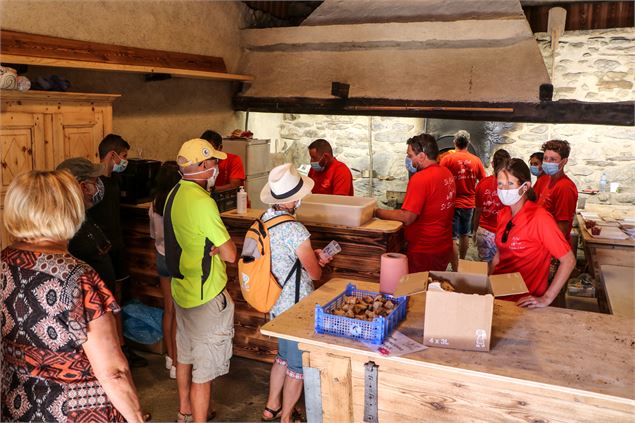 Vente de pain au four à pain - OT SAINT SORLIN