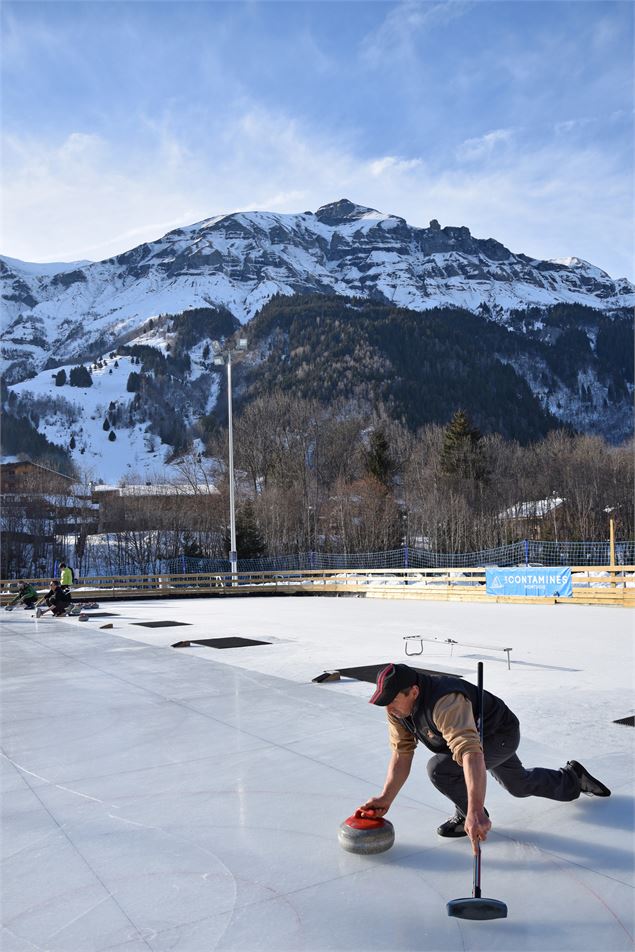 Tournoi international de curling Open Air - Les Contamines Tourisme