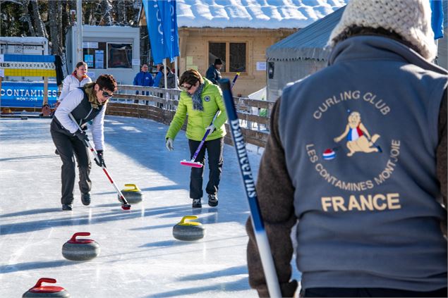 Tournoi international de curling Open Air - Les Contamines Tourisme