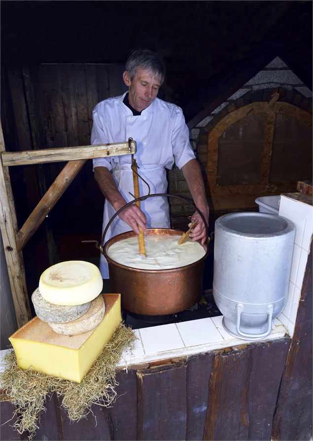 Fabrication tomme à l'ancienne - R. Loyet