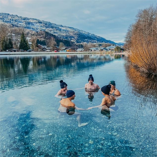 Initiation à la nage en eau froide_Morillon - Défi du Lac Bleu