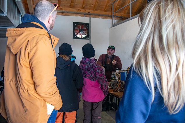 Visite usine à neige - OTI Montagnicimes