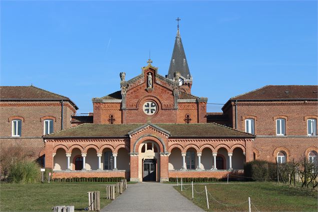 Abbaye des Dombes - C. CURT/Dombes Tourisme