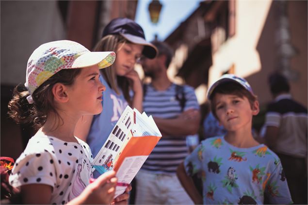 Enfants à la découverte du centre ancien - Ville d'art et d'histoire / Clément Sirieys