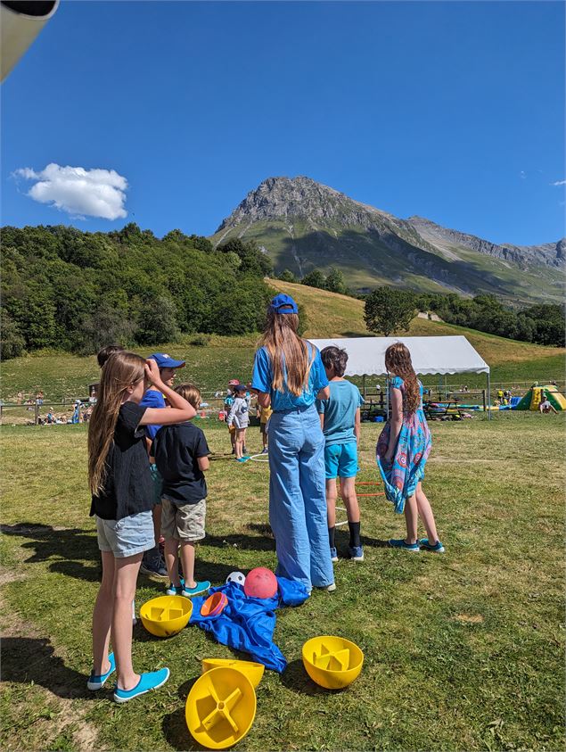 Jeux enfant au Col du Mollard - Albiez Animation