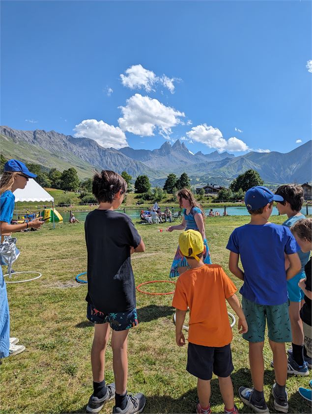 Jeux enfant au Col du Mollard - Albiez Animation