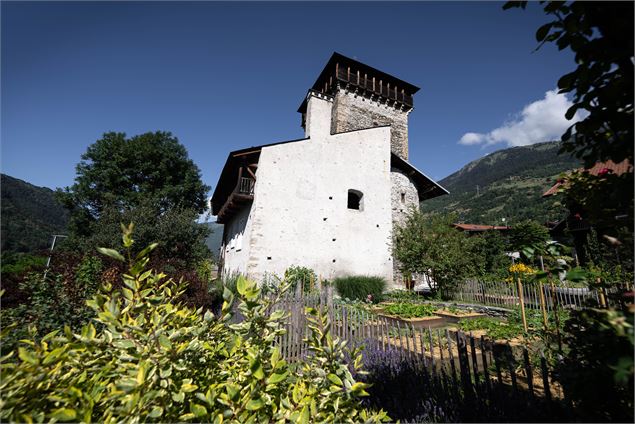 Château Montmayeur et son jardin - JM Aime-la-Plagne