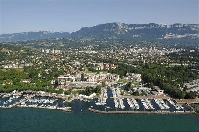 visiteguideegroupeaixpanoramaaixlesbainsrivieradesalpes