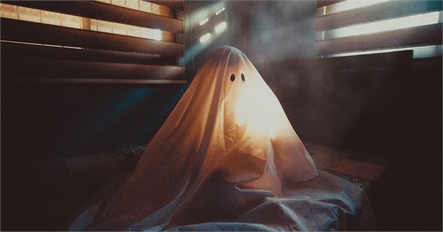 Photo pour Ghost Stories - Ryan Miguel Capili