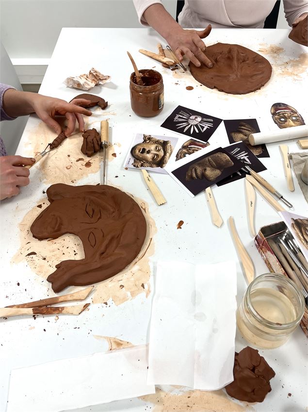 Conférence et atelier : Regard sur les masques à travers l'histoire - ©Lola Humbert