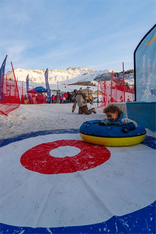 Jeu de Curling_Saint François Longchamp