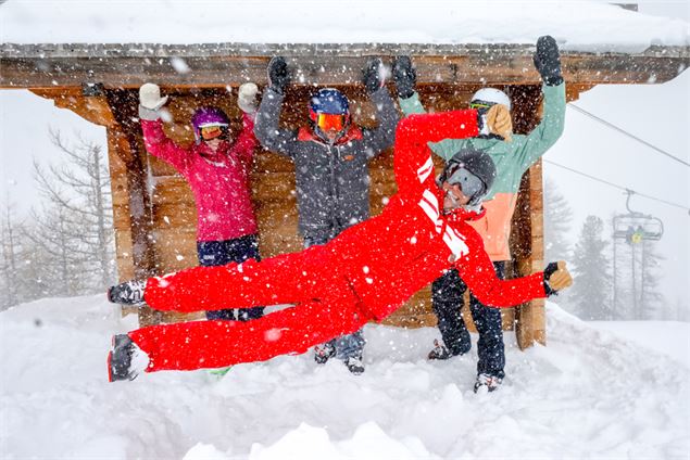 Semaine d'animation avec l'ESF : Rouge et Mythique - OT Flaine-Candice Genard