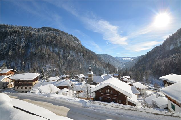 Village de La Giettaz - Hiver - Office de Tourisme du Val d'Arly