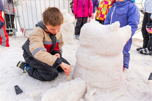 Sculpture sur neige_Saint François Longchamp