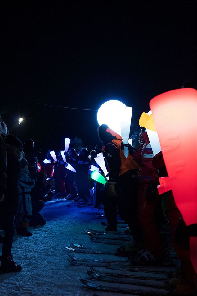 Descente aux flambeaux de Praz sur Arly - Office de tourisme de Praz sur Arly