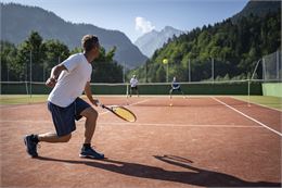 Tennis à Saint Jean de Sixt - Tilby Vattard