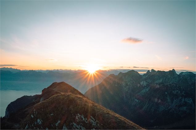 Lever de soleil au Pic Boré - Thollon-les-Mémises - Marie EL HAJAL