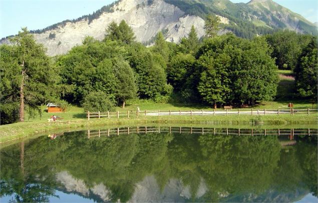 Plan d'eau et de baignade à Albiez le Jeune - Maurienne tourisme