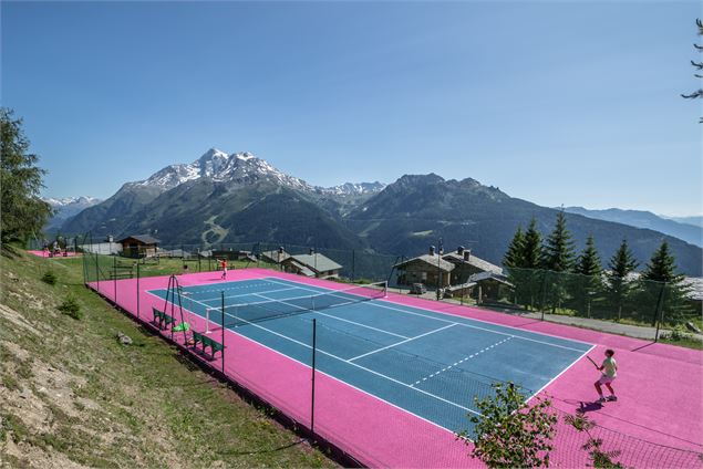 Court de tennis - OT La Rosière