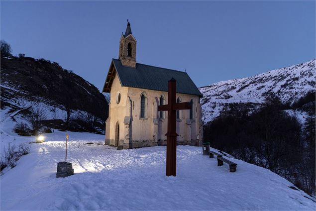 Chapelle Saint-Pierre de nuit